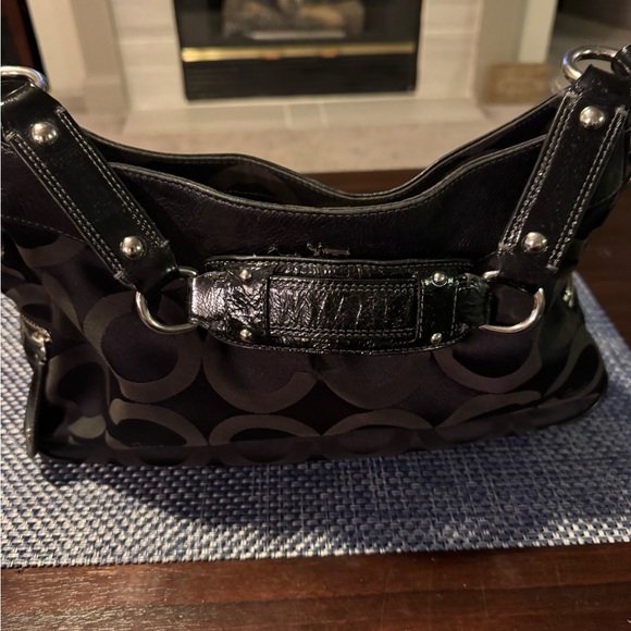 Coach Black and Gray Signature Shoulder Bag - Picture 2 of 9